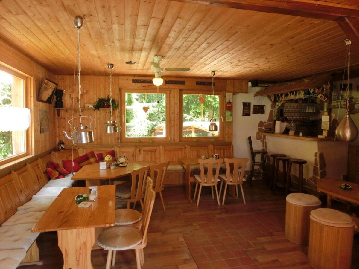 Beautiful Holiday Home With Covered Veranda Friedrichroda Kültér fotó